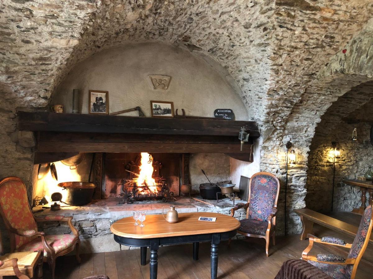 Le Château de Cambiaire Saint-Etienne-Vallee-Francaise Extérieur photo